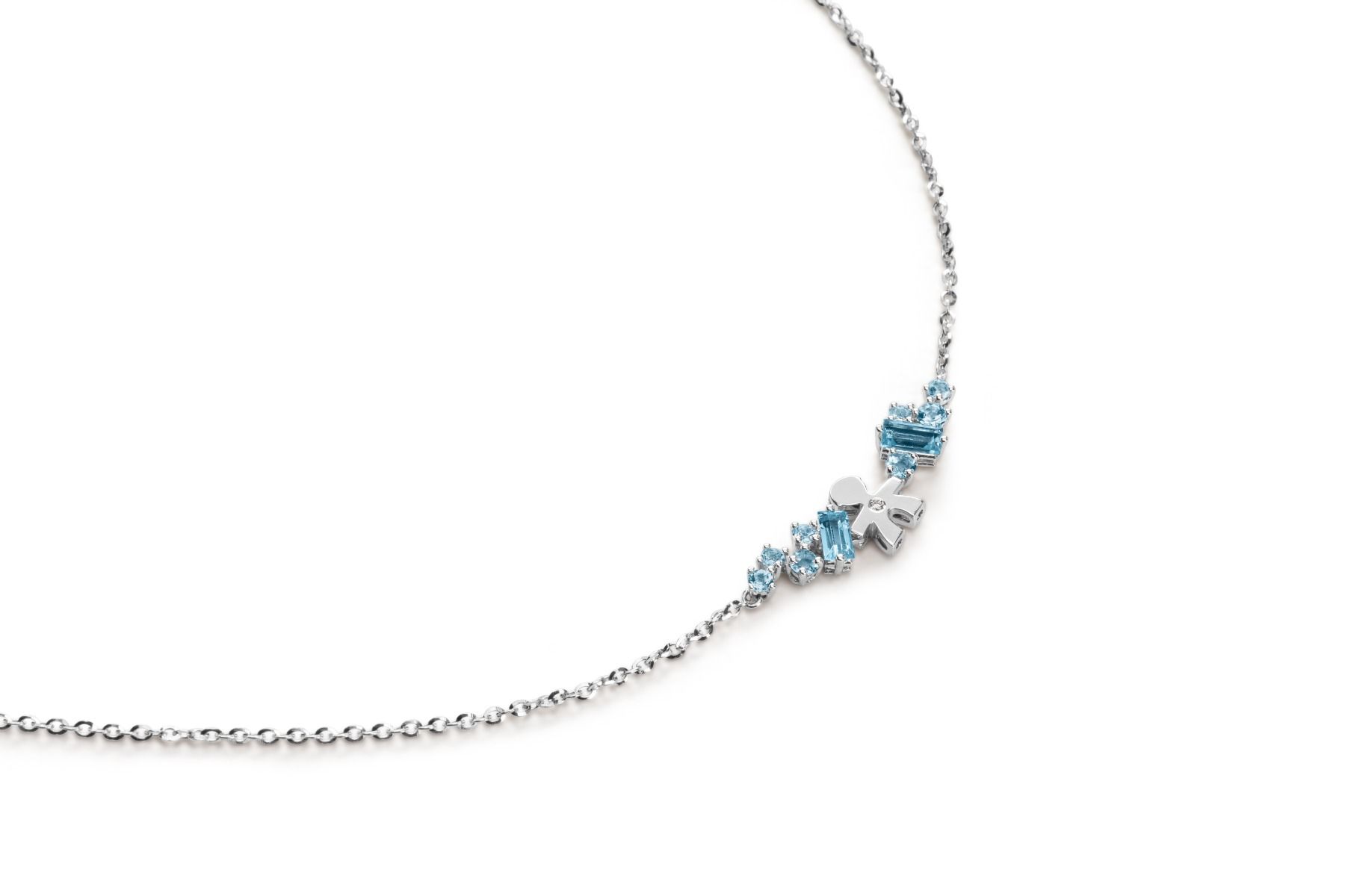 Le Bebé Collana Les Bonbons con sagoma bimbo, in oro bianco con topazi, acquamarine e diamante Soddisfazione Garantita