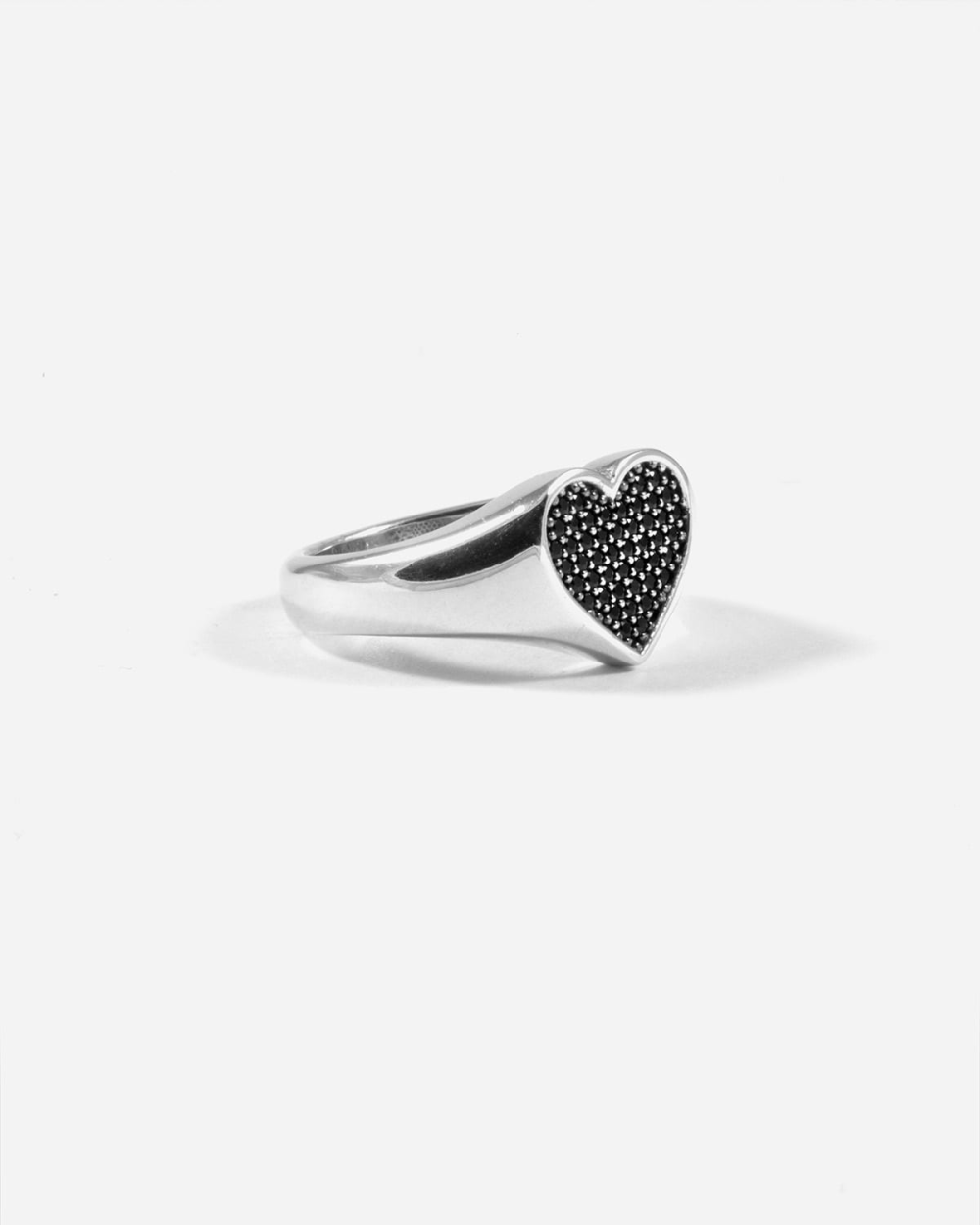 Nove25 ANELLO CHEVALIER CUORE CON BRILLANTE NERO Sconto