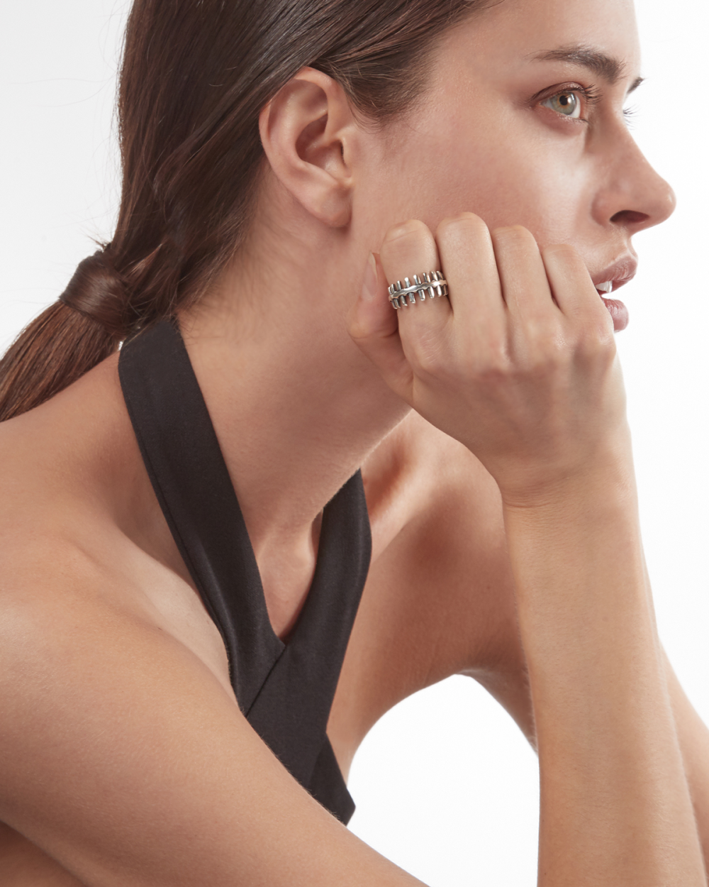 Nove25 ANELLO FEDE OSSEUS IN ARGENTO Sottocosto