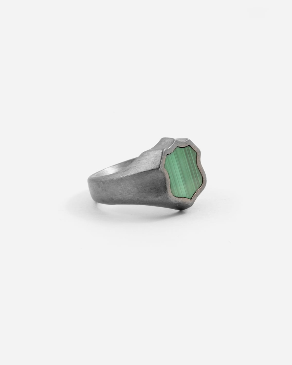 Nove25 ANELLO CHEVALIER SCUDO IN ARGENTO Consegna Veloce
