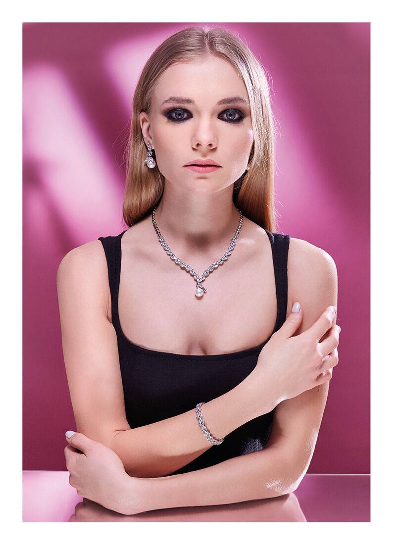Ottaviani Collana con cubic zirconia e perla Offerta