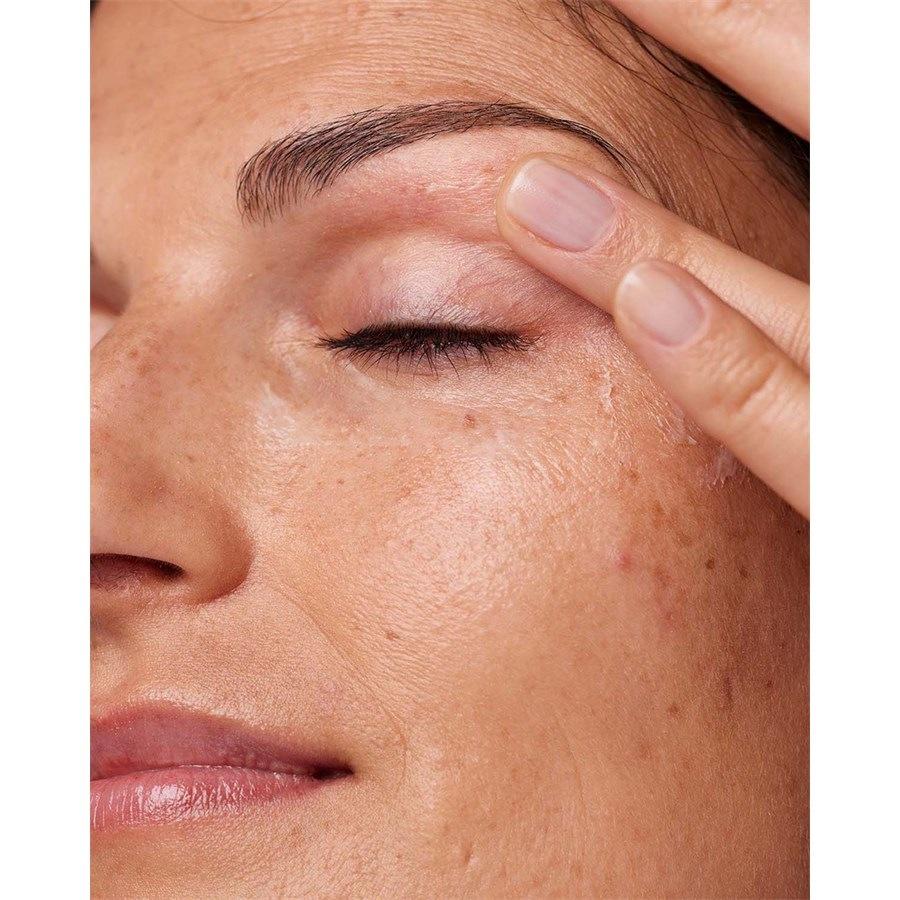 Clinique Cura degli occhi e delle labbra Smart Clinical Repair Wrinkle Correcting Eye Cream Presa