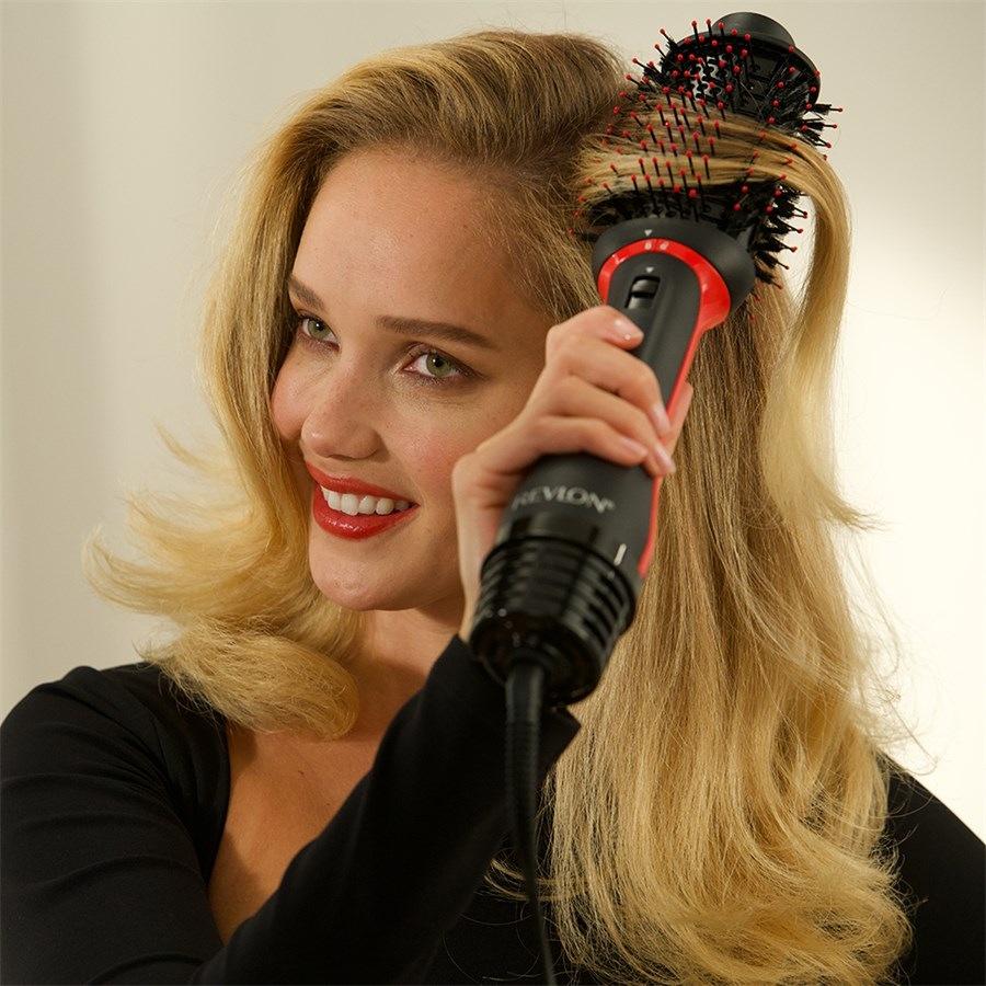 Revlon Dryers Oval Brush Dryer & Volumiser One-Step Volumiser Plus Convenienza