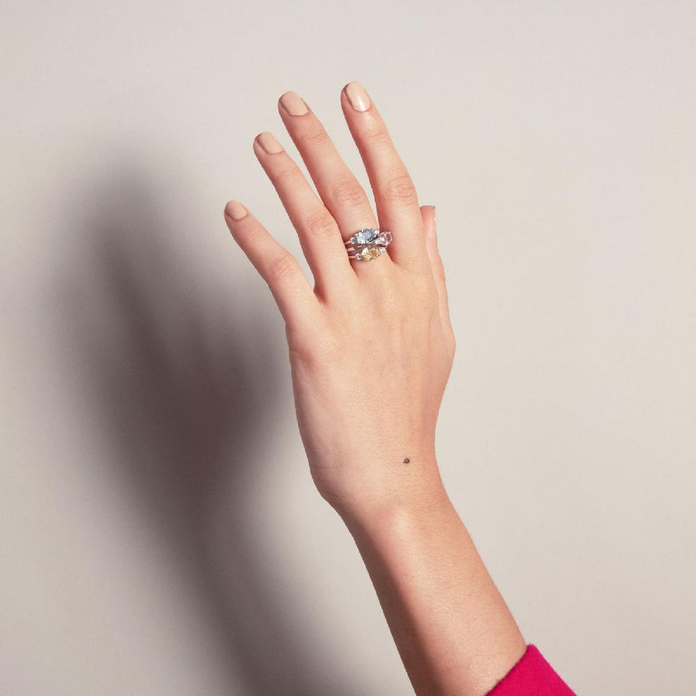Unoaerre Anello solitario in argento con cubic zirconia rosa | UNOAERRE Gioielli 2025