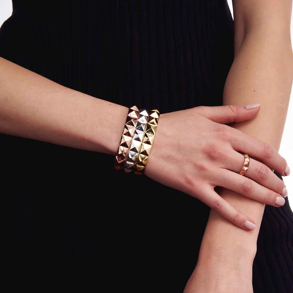 Unoaerre Bracciale rigido in bronzo dorato piramidi | UNOAERRE Gioielli Fino al 55% di sconto