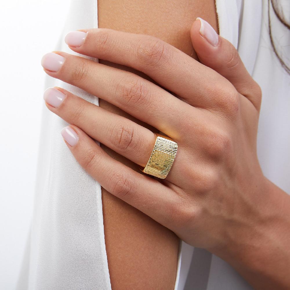 Unoaerre Anello in bronzo dorato 512213 | UNOAERRE Gioielli Comprane uno, ottenene uno gratis