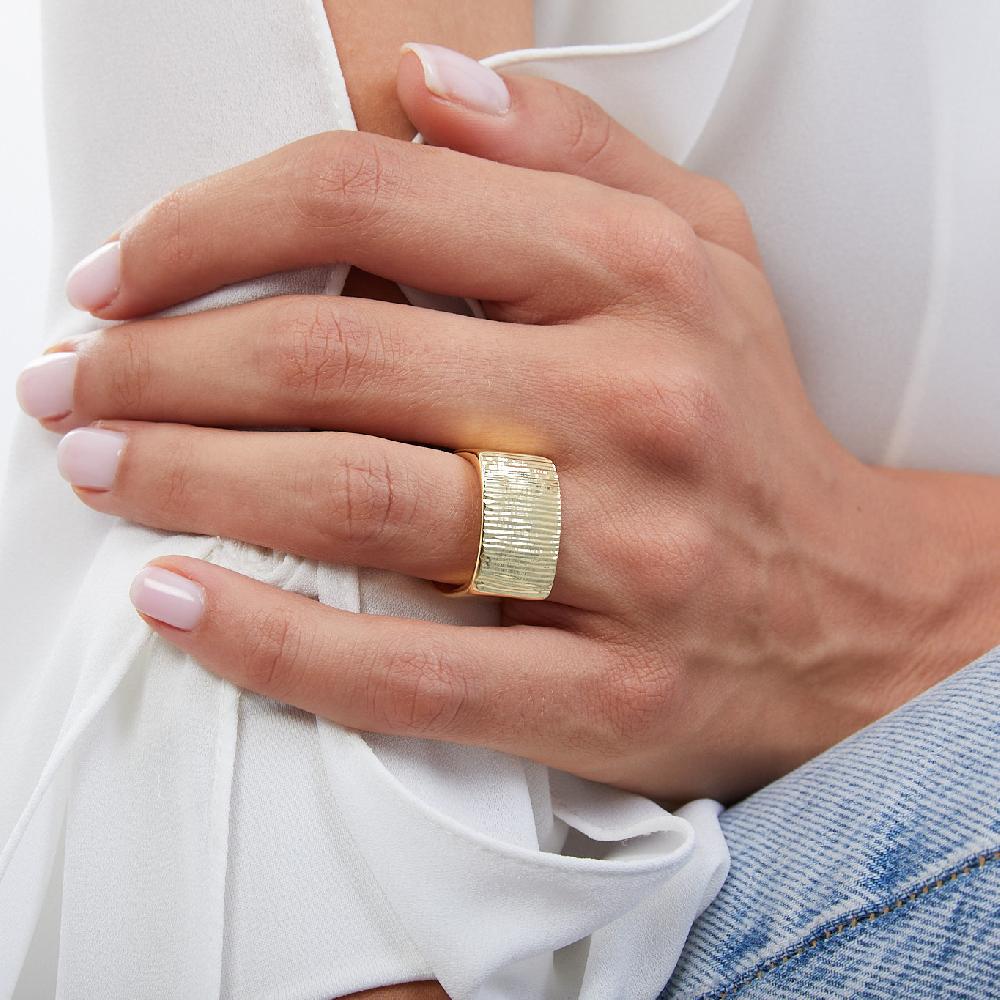 Unoaerre Anello in bronzo dorato 512213 | UNOAERRE Gioielli Comprane uno, ottenene uno gratis